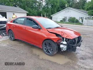2021 Kia Forte GT-Line z VIN 3KPF34AD0ME298301, wystawiony jako IAAI lot #42452730 z przebiegiem 60 182 mil mil oraz . Historia ofert i sprzedaży dostępna na DreamBid. Obrazek 1.