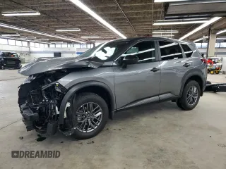 2024 Nissan Rogue S with VIN 5N1BT3AB5RC689753, listed as a Copart auction lot 47120305 with 12,500 mi miles and Salvage Title. Bid and sale history available at carsss.com. Image 1.
