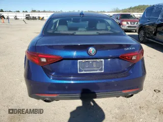 2019 Alfa Romeo Giulia Sport with VIN ZARFAMAN7K7621714, listed as a Copart auction lot 81735784 with 40,273 mi miles and Clean Title. Bid and sale history available at carsss.com. Image 6.