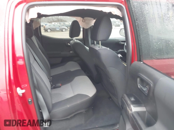 2023 Toyota Tacoma SR5 z VIN 3TYAZ5CN0PT037107, wystawiony jako IAAI lot #41717348 z przebiegiem 31 093 mil mil oraz . Historia ofert i sprzedaży dostępna na DreamBid. Obrazek 8.
