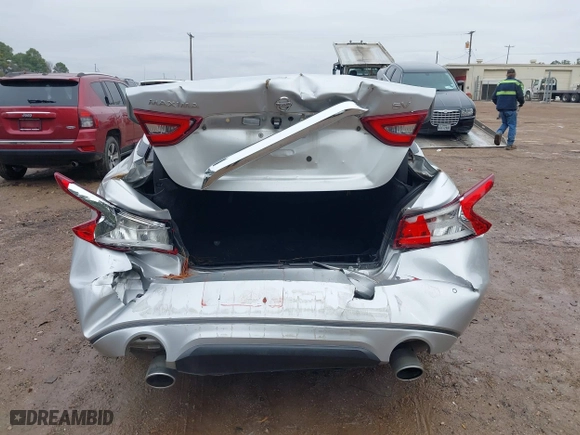 2018 Nissan Maxima SL with VIN 1N4AA6AP7JC390715, listed as a IAAI auction lot 41397498 with 81,483 mi miles. Bid and sale history available at carsss.com. Image 16.