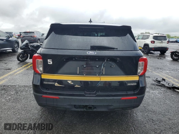 2021 Ford Police Interceptor Utility z VIN 1FM5K8AB6MGC24011, wystawiony jako Copart lot #57274085 z przebiegiem 51 479 mil mil oraz Szkoda całkowita • Salvage title. Historia ofert i sprzedaży dostępna na DreamBid. Obrazek 6.