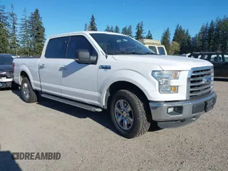 2016 Ford F-150 XLT with VIN 1FTFW1EF0GKD52781, listed as a IAAI auction lot 42054003 with 215,277 mi miles. Bid and sale history available at carsss.com. Image 1.