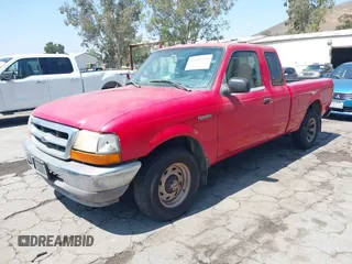 2000 Ford Ranger XL with VIN 1FTYR14V5YPA39917, listed as a IAAI auction lot 42218579 with 258,120 mi miles and . Bid and sale history available at carsss.com. Image 2.