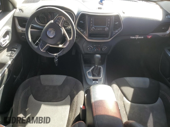 2016 Jeep Cherokee Altitude с VIN 1C4PJLABXGW319670, выставлен на аукционе Copart как лот 46796515 с пробегом 232 346 миль миль и Списание • Salvage title. История ставок и продаж доступна на DreamBid. Изображение 8.
