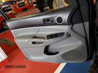 2013 Toyota Tacoma with VIN 5TFMU4FNXDX013268, listed as a IAAI auction lot 42631333 with 298,790 mi miles and . Bid and sale history available at DreamBid. Image 24.