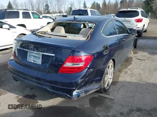 2014 Mercedes-Benz C 250 с VIN WDDGJ4HB7EG195043, выставлен на аукционе IAAI как лот 41725012 с пробегом 87 802 миль миль и . История ставок и продаж доступна на DreamBid. Изображение 4.