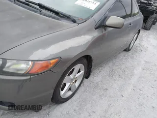 2008 Honda Civic Cpe EX with VIN 2HGFG12878H517447, listed as a IAAI auction lot 41925712 with 213,563 mi miles. Bid and sale history available at carsss.com. Image 12.
