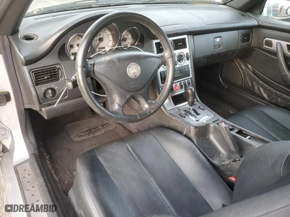 2001 Mercedes-Benz SLK-Class Kompressor with VIN WDBKK49F21F193606, listed as a Copart auction lot 47139945 with 156,424 mi miles and Salvage Title. Bid and sale history available at carsss.com. Image 8.