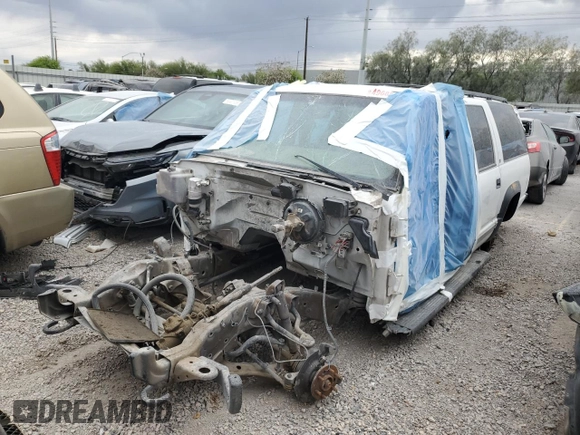 1999 GMC Suburban z VIN 3GKFK16R0XG524193, wystawiony jako Copart lot #49688315 z przebiegiem Nie podano mil oraz Nie do naprawy • Non repairable. Historia ofert i sprzedaży dostępna na DreamBid. Obrazek 1.
