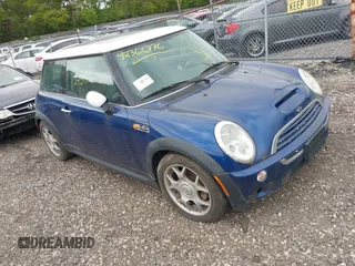 2004 MINI Hardtop S with VIN WMWRE33484TD77611, listed as a IAAI auction lot 42326776 with Not provided miles and . Bid and sale history available at DreamBid. Image 1.