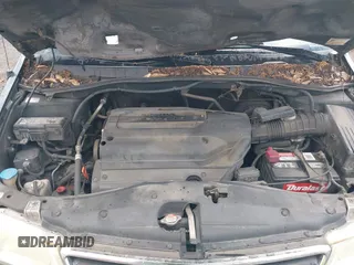 2003 Honda Odyssey EX-L with VIN 5FNRL18943B146897, listed as a IAAI auction lot 42144055 with 364,223 mi miles and . Bid and sale history available at DreamBid. Image 10.
