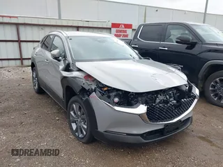 2025 Mazda CX-30 S Preferred with VIN 3MVDMBCM7SM771411, listed as a IAAI auction lot 41290560 with 4 mi miles and . Bid and sale history available at carsss.com. Image 1.