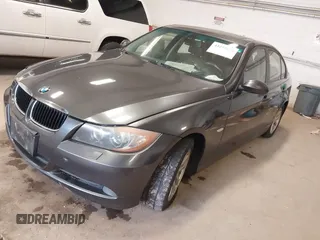2006 BMW 3 Series 325i with VIN WBAVB13526KX69039, listed as a IAAI auction lot 42271470 with 162,687 mi miles and . Bid and sale history available at DreamBid. Image 2.
