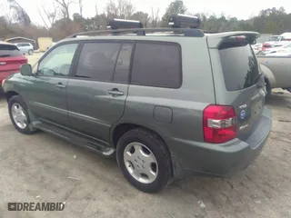 2006 Toyota Highlander w/3rd Row with VIN JTEEP21A960146311, listed as a IAAI auction lot 41531723 with 145,195 mi miles. Bid and sale history available at carsss.com. Image 3.