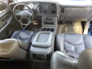 2003 Chevrolet Silverado SS z VIN 2GCEK19N331336514, wystawiony jako Copart lot #58198544 z przebiegiem 123 463 mil mil oraz Szkody całkowita. Historia ofert i sprzedaży dostępna na DreamBid. Obrazek 8.