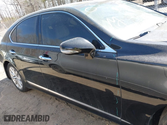 2011 Lexus LS 460 z VIN JTHCL5EF2B5010516, wystawiony jako IAAI lot #41930484 z przebiegiem 211 739 mil mil oraz . Historia ofert i sprzedaży dostępna na DreamBid. Obrazek 13.