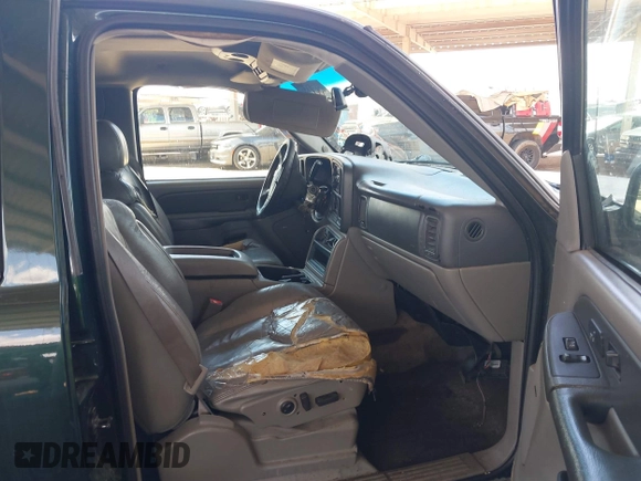 2003 Chevrolet Tahoe LS with VIN 1GNEC13T33J223311, listed as a IAAI auction lot 42024933 with 244,016 mi miles and . Bid and sale history available at DreamBid. Image 5.