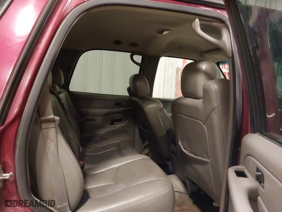 2004 Chevrolet Tahoe LT with VIN 1GNEK13Z94R274726, listed as a IAAI auction lot 41496126 with 342,882 mi miles. Bid and sale history available at carsss.com. Image 8.