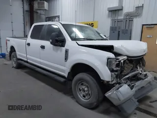 2022 Ford Super Duty F-250 SRW XL with VIN 1FT7W2B68NEG40879, listed as a IAAI auction lot 40512212 with 25,189 mi miles. Bid and sale history available at carsss.com. Image 1.