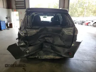 2017 Toyota Sienna SE with VIN 5TDXZ3DC4HS898217, listed as a Copart auction lot 81272463 with 143,748 mi miles and Salvage Title. Bid and sale history available at carsss.com. Image 6.