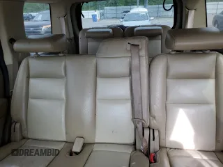 2010 Ford Explorer XLT z VIN 1FMEU6DE2AUA60922, wystawiony jako Copart lot #53332555 z przebiegiem 239 061 mil mil oraz Szkoda całkowita • Salvage title. Historia ofert i sprzedaży dostępna na DreamBid. Obrazek 10.