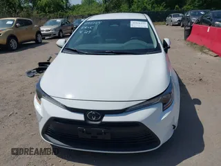 2024 Toyota Corolla LE с VIN 5YFB4MDEXRP183209, выставлен на аукционе IAAI как лот 41951119 с пробегом 5 506 миль миль и . История ставок и продаж доступна на DreamBid. Изображение 13.