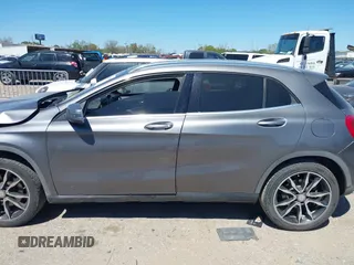 2016 Mercedes-Benz GLA 250 z VIN WDCTG4EB5GJ220730, wystawiony jako IAAI lot #41825251 z przebiegiem 100 594 mil mil oraz . Historia ofert i sprzedaży dostępna na DreamBid. Obrazek 14.