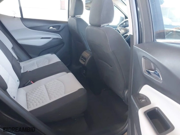 2020 Chevrolet Equinox LT with VIN 2GNAXUEV2L6136869, listed as a IAAI auction lot 41663992 with 109,975 mi miles. Bid and sale history available at carsss.com. Image 8.