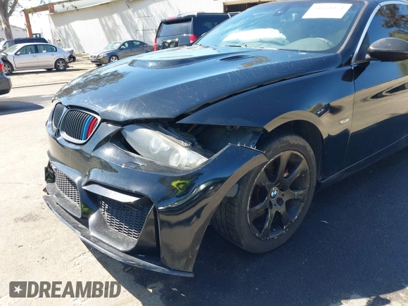 2007 BMW 3 Series 335i with VIN WBAWL73517PX49275, listed as a IAAI auction lot 41654471 with 203,928 mi miles. Bid and sale history available at carsss.com. Image 6.