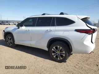 2023 Toyota Highlander L z VIN 5TDKDRAH9PS041904, wystawiony jako Copart lot #57425145 z przebiegiem 30 953 mil mil oraz Szkoda całkowita • Salvage title. Historia ofert i sprzedaży dostępna na DreamBid. Obrazek 2.