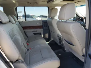 2009 Ford Flex Limited z VIN 2FMEK63C69BA03324, wystawiony jako Copart lot #55831135 z przebiegiem 202 031 mil mil oraz Czysty tytuł • Clean title. Historia ofert i sprzedaży dostępna na DreamBid. Obrazek 11.