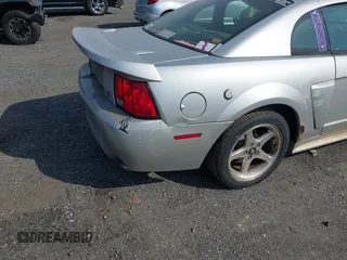 2001 Ford Mustang GT Deluxe with VIN 1FAFP42X61F258356, listed as a IAAI auction lot 41809616 with 197,814 mi miles. Bid and sale history available at carsss.com. Image 12.