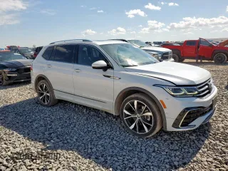 2023 Volkswagen Tiguan SEL R-Line z VIN 3VV4B7AX2PM047944, wystawiony jako Copart lot #62499075 z przebiegiem 45 589 mil mil oraz Czysty tytuł • Clean title. Historia ofert i sprzedaży dostępna na DreamBid. Obrazek 4.