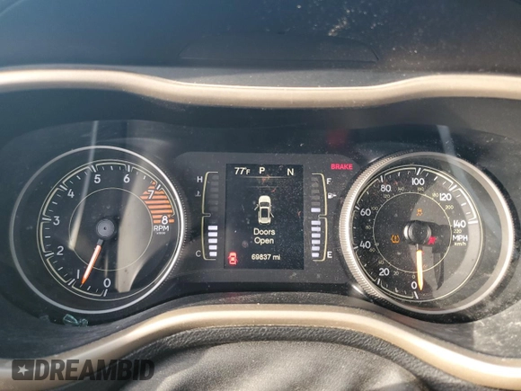 2017 Jeep Cherokee Latitude with VIN 1C4PJLCS7HW619486, listed as a Copart auction lot 47152985 with 69,837 mi miles and Salvage Title. Bid and sale history available at carsss.com. Image 9.