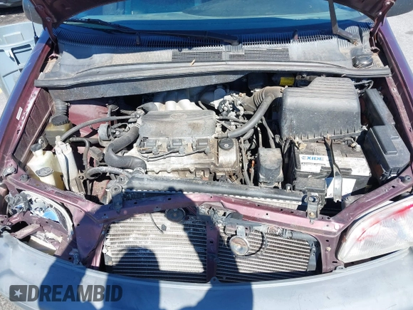 1999 Toyota Sienna LE with VIN 4T3ZF13C1XU112717, listed as a IAAI auction lot 41725827 with 272,639 mi miles. Bid and sale history available at carsss.com. Image 10.