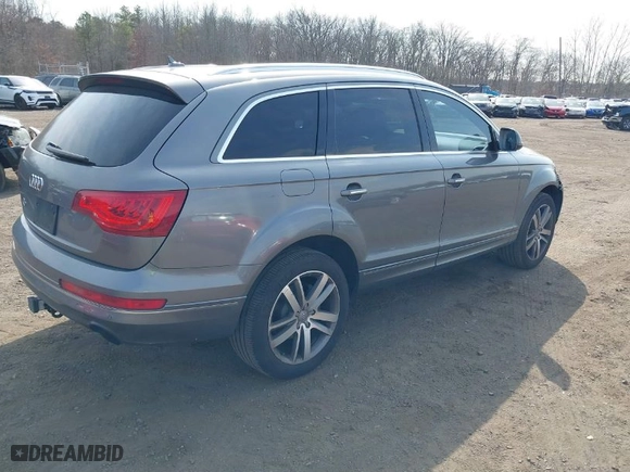 2012 Audi Q7 3.0T Premium Plus with VIN WA1LGAFE5CD000357, listed as a IAAI auction lot 41768977 with 126,996 mi miles. Bid and sale history available at carsss.com. Image 4.