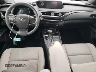 2020 Lexus UX with VIN JTHP3JBH8L2030935, listed as a Copart auction lot 60865774 with 25,743 mi miles and Salvage Title. Bid and sale history available at carsss.com. Image 8.