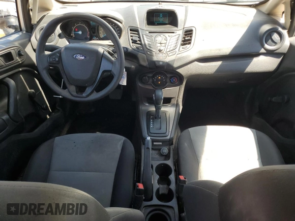 2017 Ford Fiesta S с VIN 3FADP4AJ8HM170164, выставлен на аукционе Copart как лот 56561385 с пробегом 44 962 миль миль и Списание • Salvage title. История ставок и продаж доступна на DreamBid. Изображение 8.