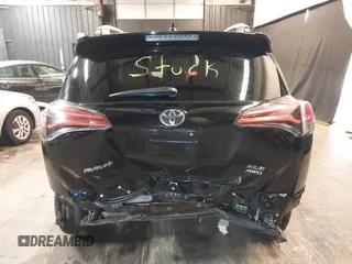 2016 Toyota RAV4 XLE z VIN 2T3RFREV5GW450313, wystawiony jako IAAI lot #42341363 z przebiegiem 68 761 mil mil oraz . Historia ofert i sprzedaży dostępna na DreamBid. Obrazek 17.
