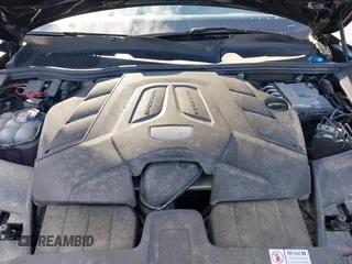 2023 Porsche Cayenne z VIN WP1AA2AY5PDA05830, wystawiony jako IAAI lot #41692082 z przebiegiem 41 393 mil mil oraz . Historia ofert i sprzedaży dostępna na DreamBid. Obrazek 10.