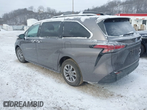 2022 Toyota Sienna XLE with VIN 5TDYRKEC4NS120170, listed as a IAAI auction lot 41630234 with 42,956 mi miles and . Bid and sale history available at DreamBid. Image 3.