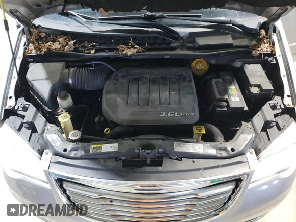2014 Chrysler Town & Country Limited with VIN 2C4RC1GG8ER113361, listed as a Copart auction lot 47634065 with 154,803 mi miles and Salvage Title. Bid and sale history available at DreamBid. Image 12.
