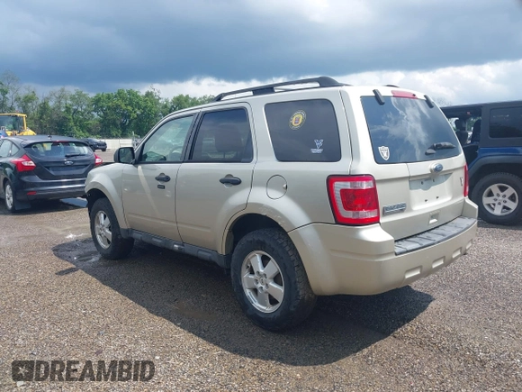2012 Ford Escape XLT with VIN 1FMCU0D77CKB01050, listed as a IAAI auction lot 42513535 with 190,526 mi miles and . Bid and sale history available at DreamBid. Image 3.