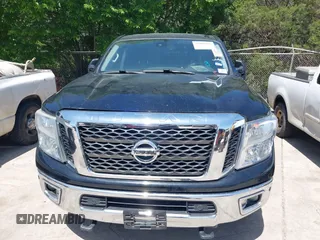 2016 Nissan Titan Platinum Reserve z VIN 1N6BA1F29GN505226, wystawiony jako IAAI lot #42016948 z przebiegiem 176 821 mil mil oraz . Historia ofert i sprzedaży dostępna na DreamBid. Obrazek 6.