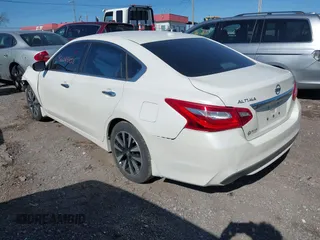 2017 Nissan Altima S with VIN 1N4AL3AP1HC220983, listed as a IAAI auction lot 42045858 with 114,753 mi miles and . Bid and sale history available at DreamBid. Image 3.