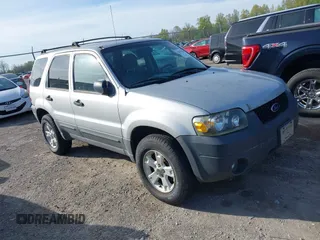 2005 Ford Escape XLT с VIN 1FMYU93185KC96084, выставлен на аукционе IAAI как лот 42032204 с пробегом 91 491 миль миль и . История ставок и продаж доступна на DreamBid. Изображение 1.