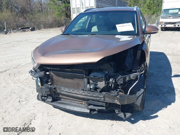 2017 Hyundai Tucson Sport with VIN KM8J3CA25HU347658, listed as a IAAI auction lot 41801178 with 92,857 mi miles. Bid and sale history available at carsss.com. Image 6.