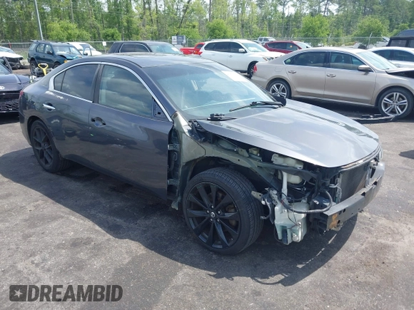 2010 Nissan Maxima 3.5 SV with VIN 1N4AA5AP4AC808559, listed as a IAAI auction lot 42077237 with 190,095 mi miles. Bid and sale history available at carsss.com. Image 1.
