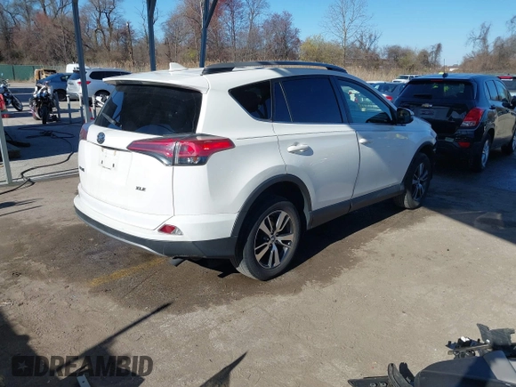 2018 Toyota RAV4 XLE с VIN JTMWFREV5JJ741922, выставлен на аукционе IAAI как лот 41889199 с пробегом 80 442 миль миль и . История ставок и продаж доступна на DreamBid. Изображение 4.